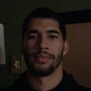 Meet your Posher, Devynn